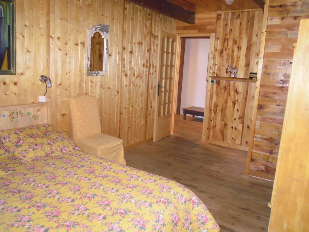 Gite Le Francillon Villa Les Estables Habitación foto